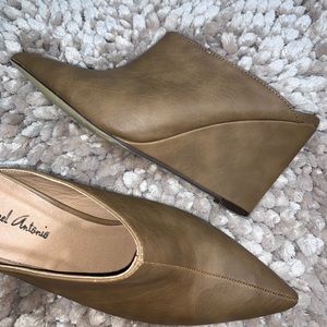 Leather Wedges